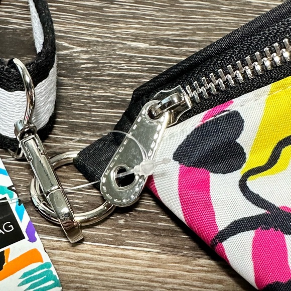 Brighton Crossbody Zippered Fanny Pack Belt Bag New With Tags Graffiti Love - Picture 3 of 9